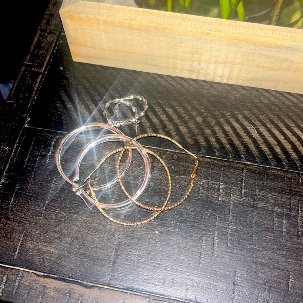 hooped earrings pack of three